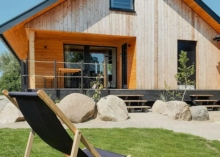 Hébergement de vacances Luxury With Sea View At Salzhaff *